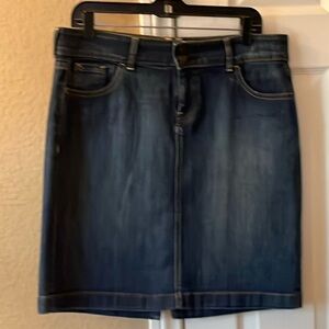 Old Navy denim/jean skirt